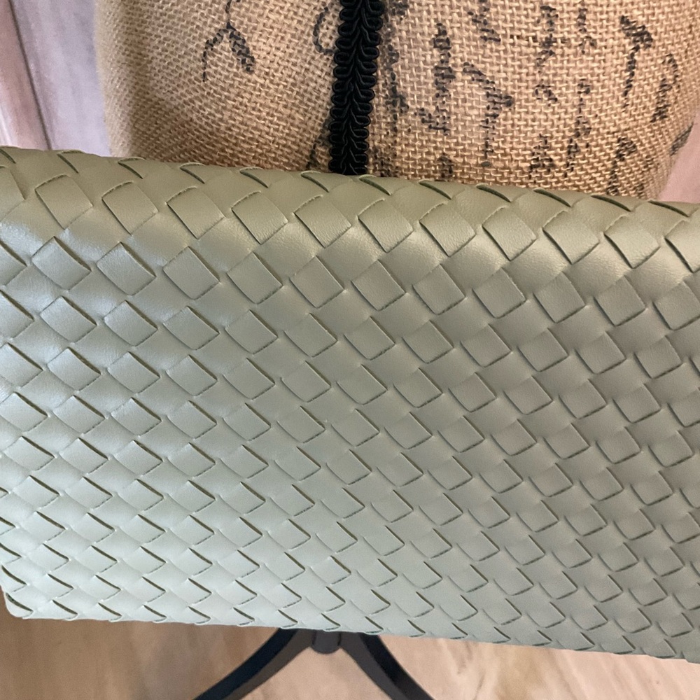 Anthropologie Foldover Woven Clutch - Picture 16 of 16